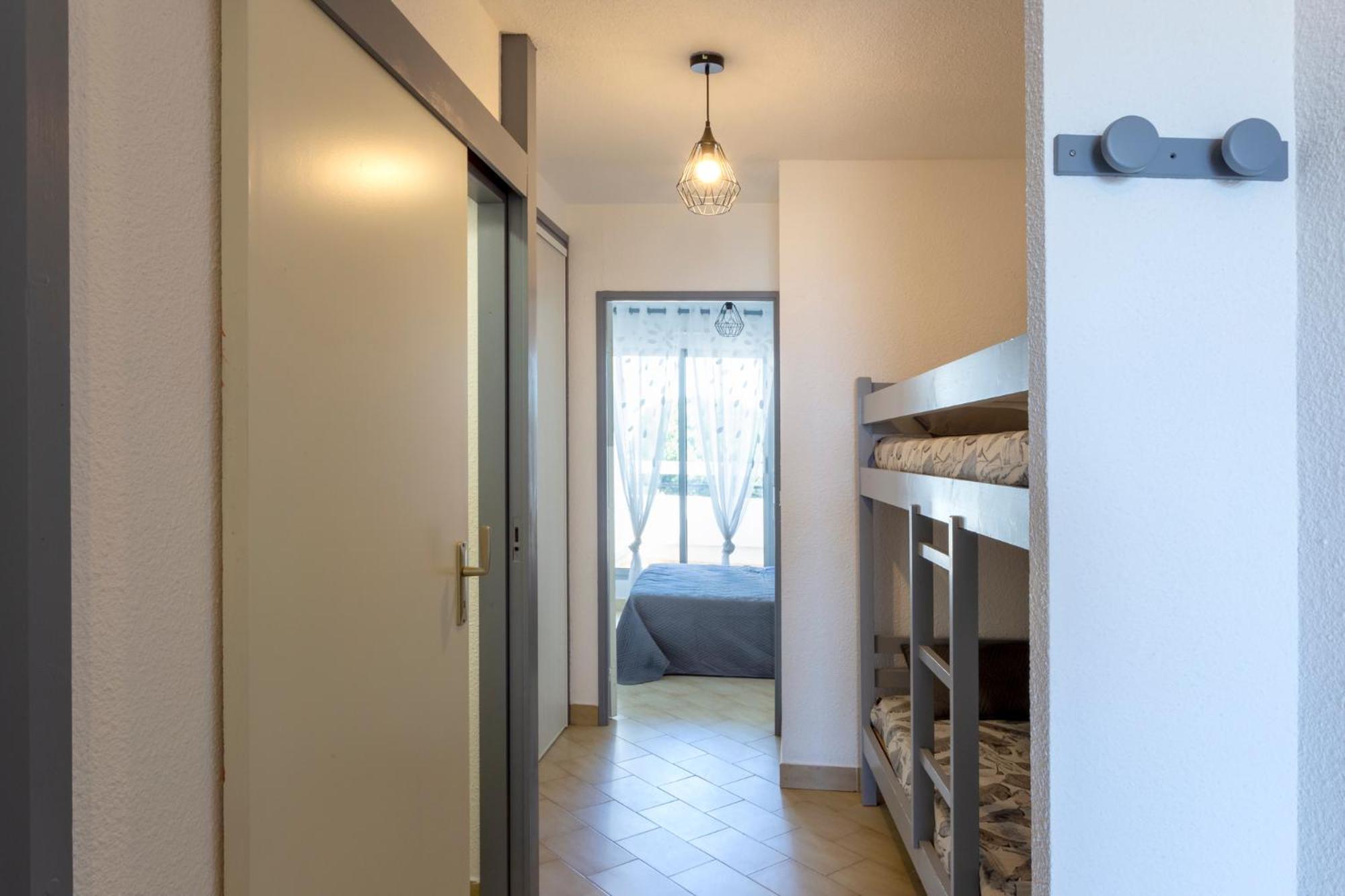 Chez Fabienne - Superbe Appartement Avec Vue Sur La Mer Et Parking La Grande Motte Extérieur photo
